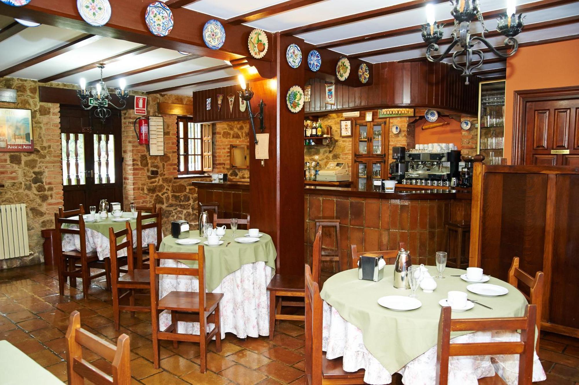 Hotel Los Angeles Santillana del Mar Exterior photo