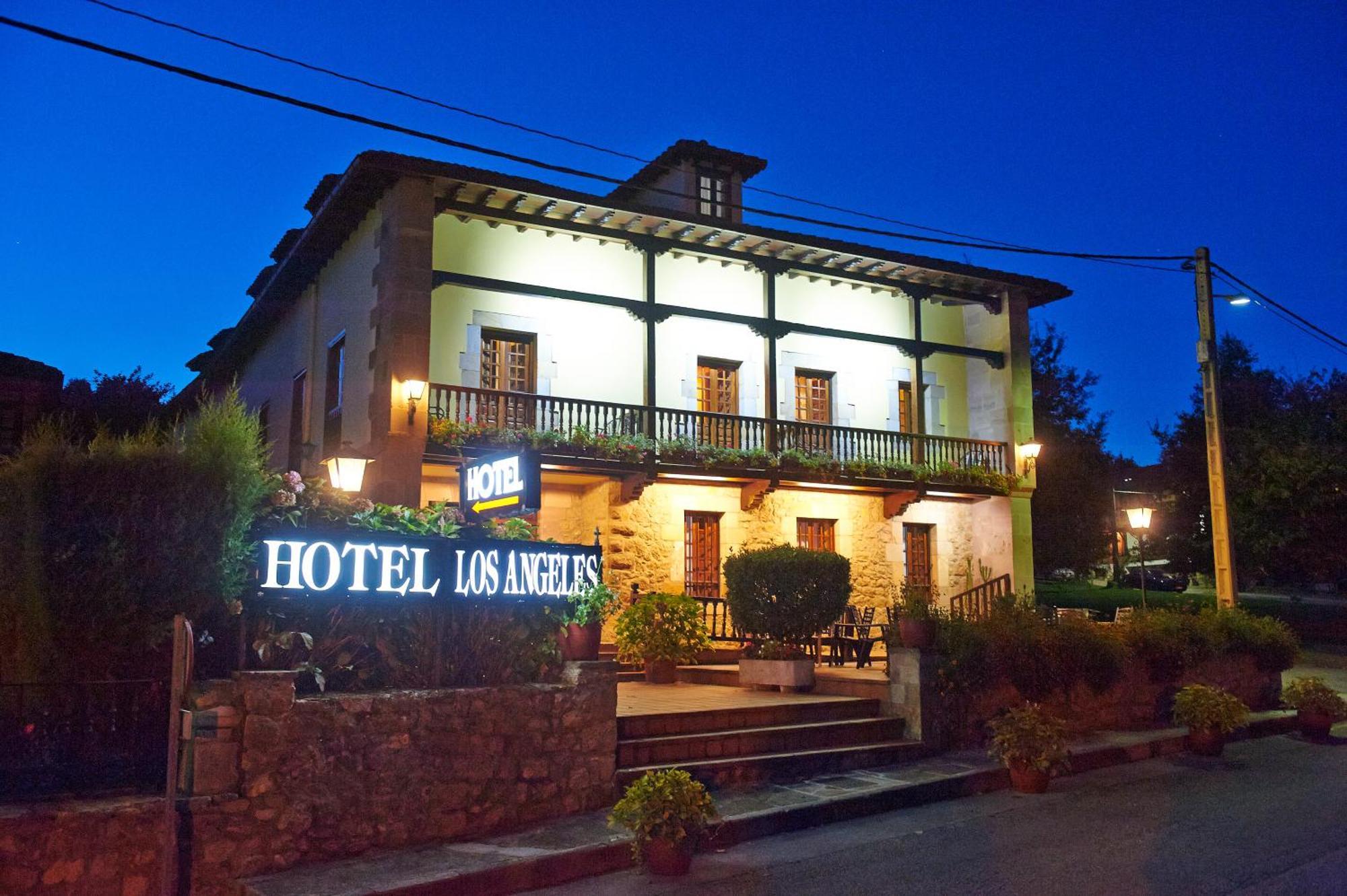 Hotel Los Angeles Santillana del Mar Exterior photo